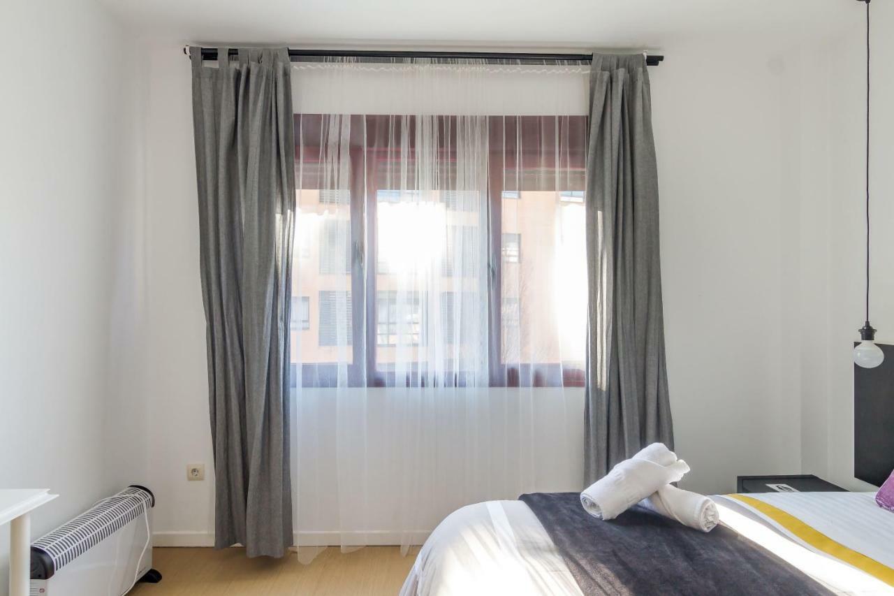 Ayz Javier Cabrini - Auto Check-In Property Madrid Dış mekan fotoğraf