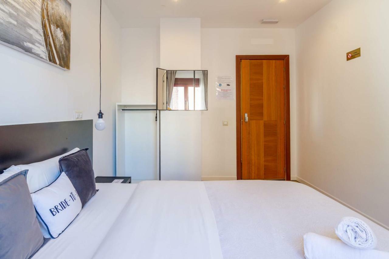 Ayz Javier Cabrini - Auto Check-In Property Madrid Dış mekan fotoğraf